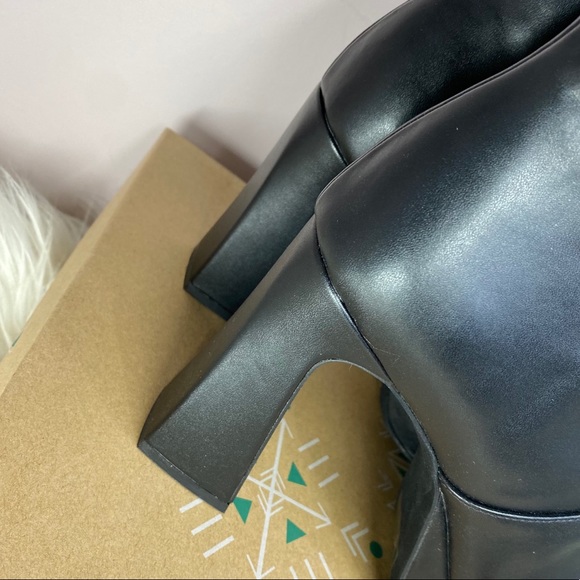 Rare FP✌🏽FREE PEOPLE | Flared Block Heel Black Platform Boots BNIB!! - Picture 9 of 9